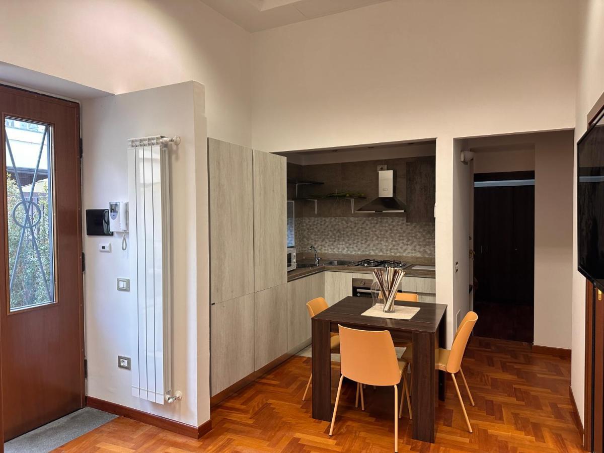 Zara Palace - Tasso Scafati Luaran gambar