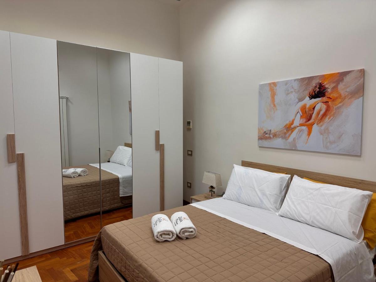 Zara Palace - Tasso Scafati Luaran gambar